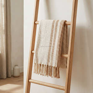 Manta de Algodón con Textura Crema de 50x60 Pulgadas con Tejido Artesanal para Sofá, Sillón y Interiores Naturales Suaves - Product Image 5