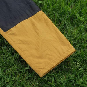 Pantalones Cortavientos Unisex Regal Three Casual Mid Ecológicos Transpirables 50% Nailon 50% Poliéster con Cordón Ajustable Impermeables para Lluvia - Product Image 3