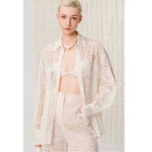 Nouveautés tendance : Chemises pour femmes NOELLE FLORAL SHIRT, prêtes à être expédiées. Élégantes chemisiers et blouses à manches longues pour femmes, Vietnam. - Product Image 6