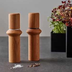 Juego de Molinillos de Sal y Pimienta de Madera de Nogal y Arce de Lujo, Molinillo Manual de Especias con Núcleo Cerámico Ajustable, Utensilios de Cocina Profesionales - Product Image 5