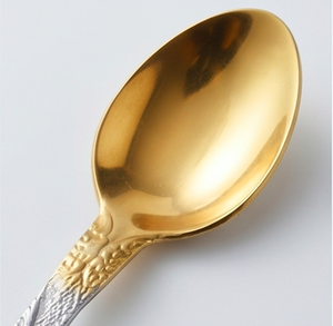 Elegant <b>Gold</b> Plated Stainless Steel <b>Teaspoons</b> With Ornate Handles Perfect For Luxurious Dining Sets - Product Image 2