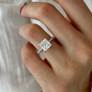 Anillo de Diamante Cultivado en Laboratorio de 3 Quilates, Corte Princesa, F VVS2, Anillo de Compromiso con Doble Halo Oculto, Certificado IGI - Product Image 6