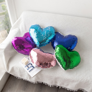 Elegante Cojín Decorativo con Lentejuelas en Forma de Corazón, Técnica de Costura, Extraíble, Lavable, Superficie Brillante que Agrega Glamour y Elegancia - Product Image 1