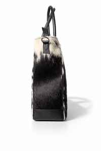 Sac fourre-tout classique en cuir véritable style western avec broderie, couleur unie, style vintage pour femmes - Couleur et logo personnalisables - Product Image 6