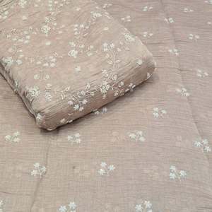Tissu combiné en soie pure Mul Chanderi indienne de qualité supérieure, brodé, pour collection de vêtements traditionnels, disponible à bon prix - Product Image 6