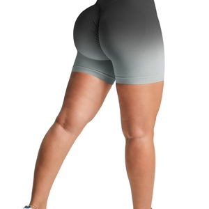 Shorts de yoga sans couture gris noir ombré, taille haute, effet push-up, pour femme, shorts de sport dégradés pour le fitness - Product Image 1