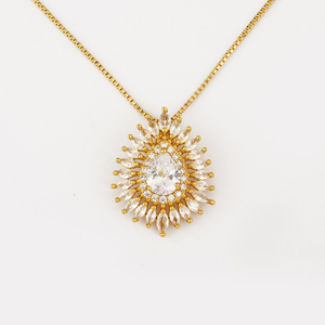 Collier pendentif en forme de cœur en cuivre <span class=keywords><strong>plaqué</strong></span> <span class=keywords><strong>or</strong></span> 18 carats QIKU, chaîne à maillons, bijoux délicats en zircon, tendance, à porter tous les jours, cadeau pour elle - Product Image 3