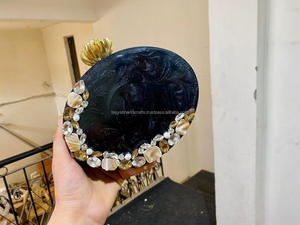 กระเป๋าคลัทช์เรซิ่นพร้อมสายรัดข้อมือที่ถอดออกได้กระเป๋าถือลายนางฟ้ามีสไตล์จากอินเดีย - Product Image 5