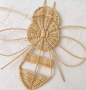 Fournisseur en gros de décoration murale en rotin fait main Art décoratif Boho naturel écologique durable du Vietnam - Product Image 1