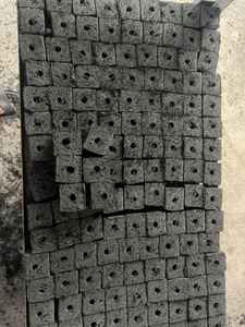 Charbon de bois premium hexagonal en bois dur, charbon actif pour barbecue, origine Vietnam, haute teneur en calories, longue durée de combustion, faible teneur en cendres, haute teneur en carbone fixe, exportation - Product Image 2