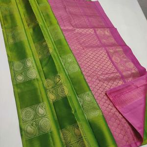 DERNIÈRE LICHI SOIE JACQUARD TRAVAIL SAREE AVEC BLOUSE NON COUCHÉE VERT PERROT - Product Image 1