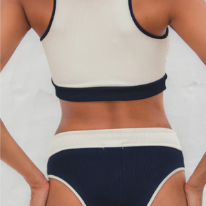 Haut à col montant léger et respirant pour femme, idéal pour la pole dance et le fitness, collection été 2026 – Service OEM et personnalisation - Product Image 2