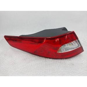 Luz Trasera Izquierda Usada Optima 924012T0 - Product Image 1