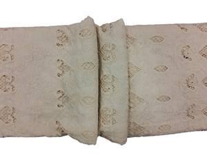 ผ้าฝ้ายพิมพ์ลายฉลุสีขาวสุดหรู ทออย่างประณีต เหมาะสำหรับชุดเดรสฤดูร้อนสำหรับเด็กผู้หญิง เนื้อผ้าเบาสบาย ระบายอากาศได้ดี - Product Image 3