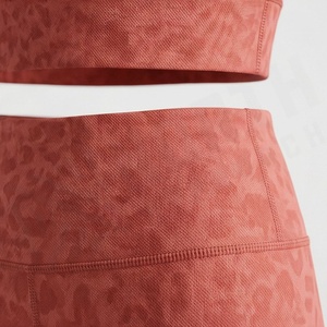 ชุดโยคะ กางเกงเลกกิ้งสีสันตามสั่ง สปอร์ตบรา กางเกงรัดรูปสำหรับออกกำลังกาย ชุดวิ่ง ชุดฝึกซ้อม เสื้อผ้ากีฬาระดับพรีเมียม ขายส่ง - Product Image 5