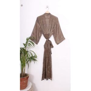 Kimono d'été thermique vintage en soie recyclée pour femmes, chemise de nuit, vêtements de nuit pleine longueur - Product Image 2