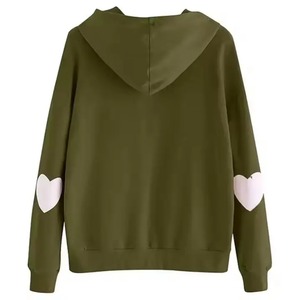 เสื้อฮู้ดสีเขียวมะกอก แขนยาว ปักลายหัวใจ ใส่ได้ทั้งชายและหญิง สวมใส่สบาย ผลิตจากผ้าโพลีเอสเตอร์/คอตตอนผสม ระบายอากาศได้ดี เป็นมิตรกับสิ่งแวดล้อม เหมาะสำหรับฤดูหนาว - Product Image 4
