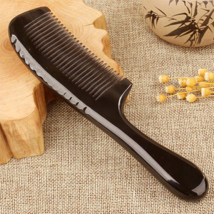 Peine de Cuerno Natural de la Mejor Calidad, Peine de Cuerno de Buey Pulido, Venta Caliente, Personalizable - Product Image 1