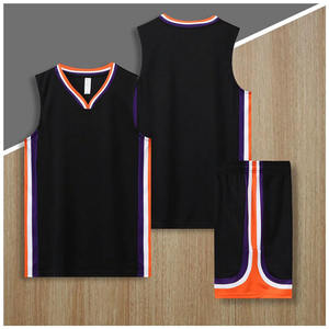 Uniformes de basketball sublimés de qualité supérieure en gros, grandes tailles, sur mesure, 100 % polyester, respirants et anti-humidité - Product Image 4