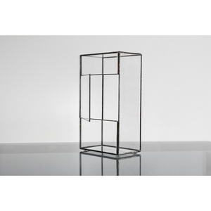 Terrario de cristal antiguo con marco negro, maceta para suculentas, contenedor decorativo para plantas de interior, para exhibir en el hogar, la oficina o el escritorio. - Product Image 6