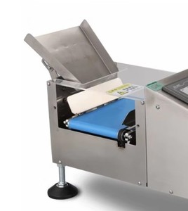 Meilleure Vente : Trieuse pondérale et convoyeur de tri entièrement automatiques ultra-précis 100g, 40 PPM, garantie 1 an pour petites pièces - Product Image 4