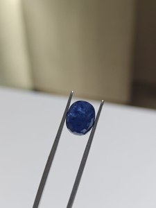 Zafiro Azul Natural de 6.65 ct, Gema Ovalada para Anillos de Compromiso y Joyería Fina - Product Image 3