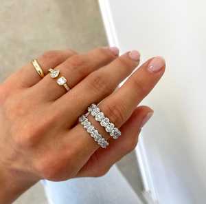 แหวนแต่งงานเพชรแบบครึ่งวง 14K ทองคำแท้ ฝังเพชรทรงรี เพชรเลี้ยงในห้องปฏิบัติการ สามารถสวมซ้อนกันได้ เหมาะสำหรับใส่ทุกวัน เครื่องประดับดีไซน์ไม่ซ้ำใคร ราคาโรงงาน - Product Image 6