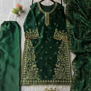 Costume ethnique en soie JMY avec broderie de sequins – Vêtement de fête de luxe - Product Image 1