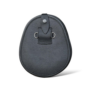 Sporran de Cuero Vegano Negro Personalizado para Hombre con Insignia de Cardo Escocés, 3 Borlas y Correa de Cadena, Venta al por Mayor - Product Image 3