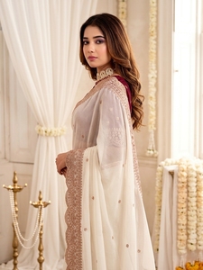 AARA Fashion Elegant Cream Silk <b>Saree</b> <b>Maroon</b> Blouse Traditional Wedding Wear Women India Pakistan Style Floor Length Regular Fit - Product Image 2