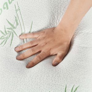 Almohada de Cama King Size Hipoalergénica de Espuma Viscoelástica de Bambú con Funda Lavable - Product Image 5