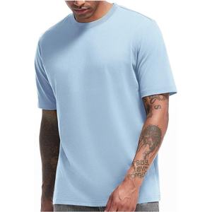 Camiseta de algodón suave de primera calidad, cómoda y transpirable, corte regular para uso diario, diseño clásico de cuello redondo. - Product Image 3