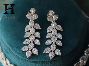สร้อยคอเพชรหลายแถวสุดหรู ทองคำขาว 14K ลายใบไม้ ประดับเพชรโมอิสซาไนต์ทรงบาแกตต์ - Product Image 2