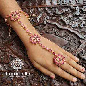 Haath Phool for Bride-Fashion Bracelet & <b>Bangle</b> <b>Set</b> - Product Image 1