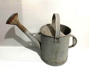 Arrosoir de jardin en métal robuste, grande capacité, pour plantes, fleurs, herbes et légumes de jardin domestique - Product Image 4