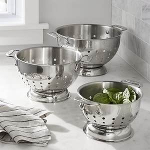 Colador de acero inoxidable de calidad excepcional, diseño atemporal que garantiza que nunca salga de moda en cualquier cocina. - Product Image 2