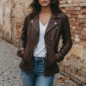 Veste extérieure en cuir élégante pour femmes, vêtement chaud conçu pour le confort, la durabilité et la mode décontractée saisonnière - Product Image 6