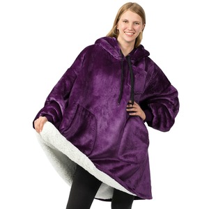 En gros, Robes de nuit personnalisées extra longues en polyester à motif de dessin animé, style sweat-shirt oversize et couverture à capuche portable - Product Image 1