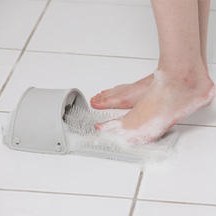 Brosse à pieds 3D mains libres pour le nettoyage des pieds, soin des pieds, beauté coréenne, soin quotidien des pieds, exfoliation de la peau tendance - Product Image 6