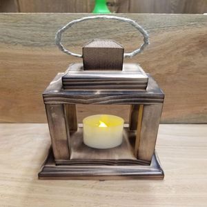 Linterna de madera noble diseñada para inspirar espacios acogedores con iluminación relajante y belleza distintiva - Product Image 3