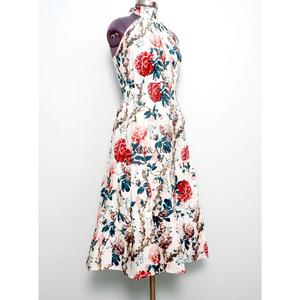 เดรสยาวผ้าฝ้ายแท้ 100% สำหรับผู้หญิง ขายดีที่สุด งานแฮนด์เมด ชุดใส่ไปทะเลฤดูร้อน ลายดอกไม้ นุ่มสบาย สไตล์โบโฮ ธรรมชาติ ฟรีไซส์ - Product Image 4