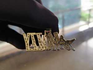 Pendentif Lettre Moissanite Iced Out avec sertissage griffe taille brillant rond, base en argent plaqué or 18 carats, style Hip Hop, breloque pour homme - Product Image 4