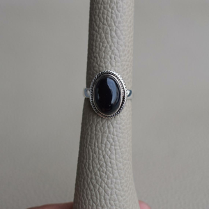 Bague de mariage classique en argent sterling 925 faite à la main avec pierre précieuse onyx noir, bijoux fins pour fiançailles et anniversaire - Product Image 5