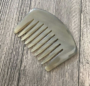 Peine de Cuerno de Buey Negro con Logotipo Personalizado, Dientes Anchos, para el Cuidado del Cabello y la Barba de Hombre, Pulido, Artesanal, Estilo Náutico, Animal, Amor, Antiguo - Product Image 3