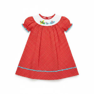 Robe de Saint-Valentin pour bébé fille, smockée, motif avion, tissu blanc à pois rouges - Product Image 1