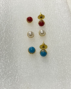 Pendientes de botón RAY FINE ORNATES de latón chapado en oro con gema en forma de bola certificada por IGI, modernos, minimalistas, elegantes para uso diario - Product Image 3
