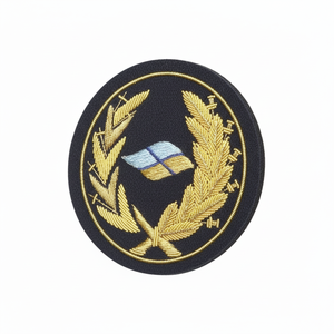 Parches Bordados a Mano Personalizados OEM ODM con Hilo Metálico para Uniformes de Ceremonia - Product Image 2