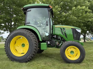 Tractor Compacto de Servicio Pesado 2026 4052R de Alto Rendimiento para Suministro a Granel - Product Image 5