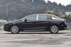 Voiture d'occasion 2024 HONGQI E-QM5 Berline 4 portes 5 places Grande autonomie - 610 km Grand espace, Accélération rapide Idéale pour les affaires et la location - Product Image 3