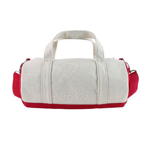 Sac de sport décontracté en polyester léger et pliable avec plusieurs compartiments, capacité de 30 à 40 L, pour les séances d'exercice en plein air ou en salle de sport - Product Image 3